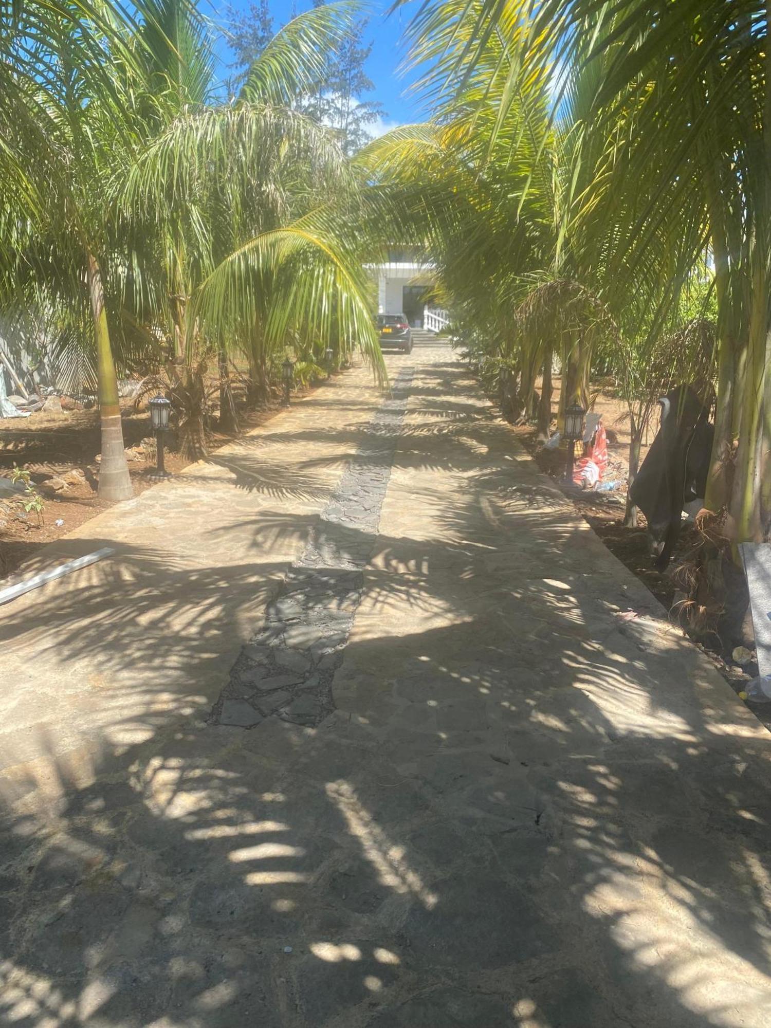 Allee Coco Trou aux Biches